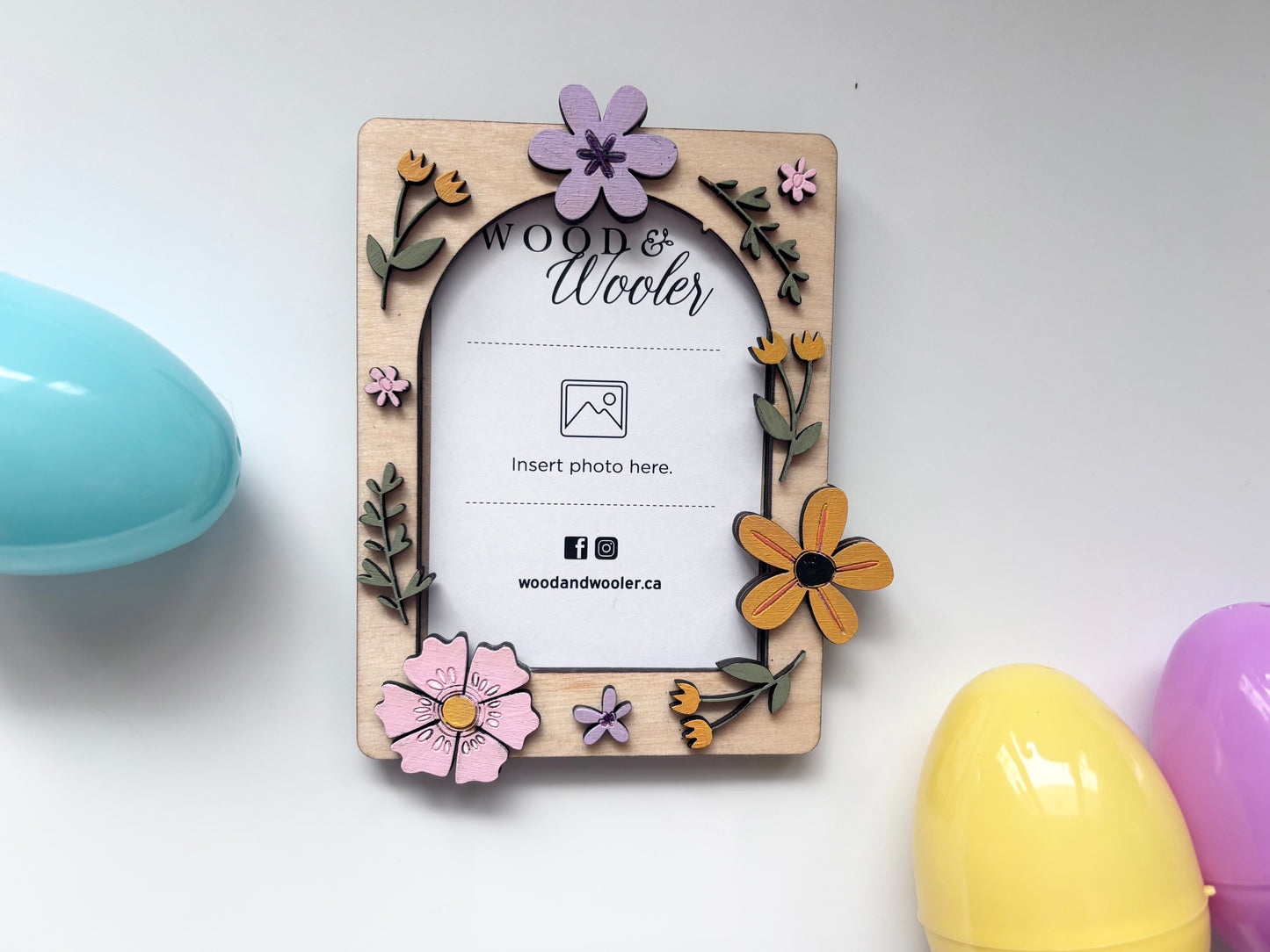 Spring flowers frame