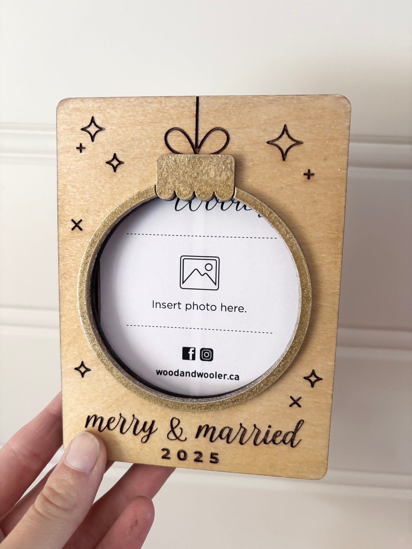 Customizable Merry & Married frame